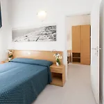 Marina 3*