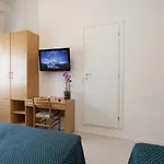 Marina 3*