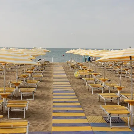 Marina 3*