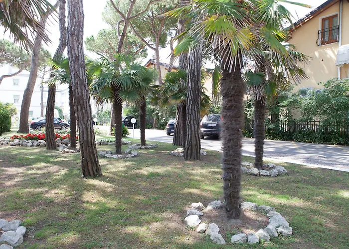 Marina Hotel 3*