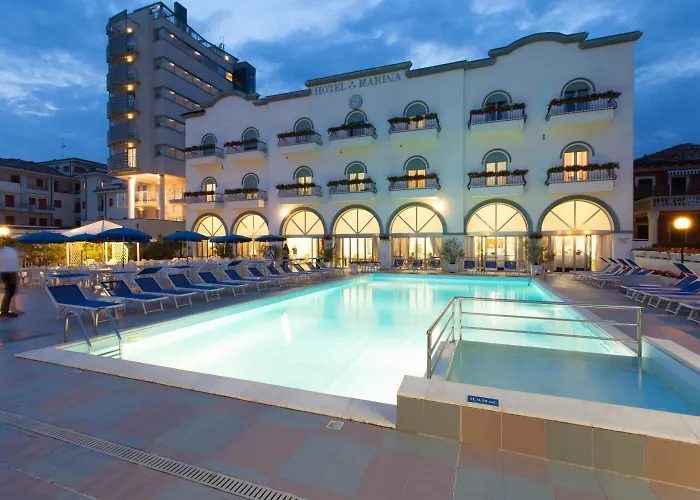 Marina 3*