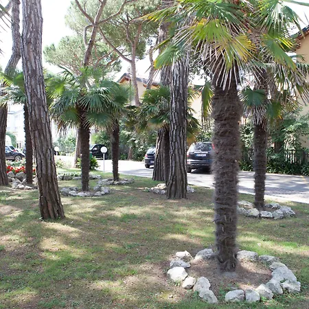 Marina Hotel 3*